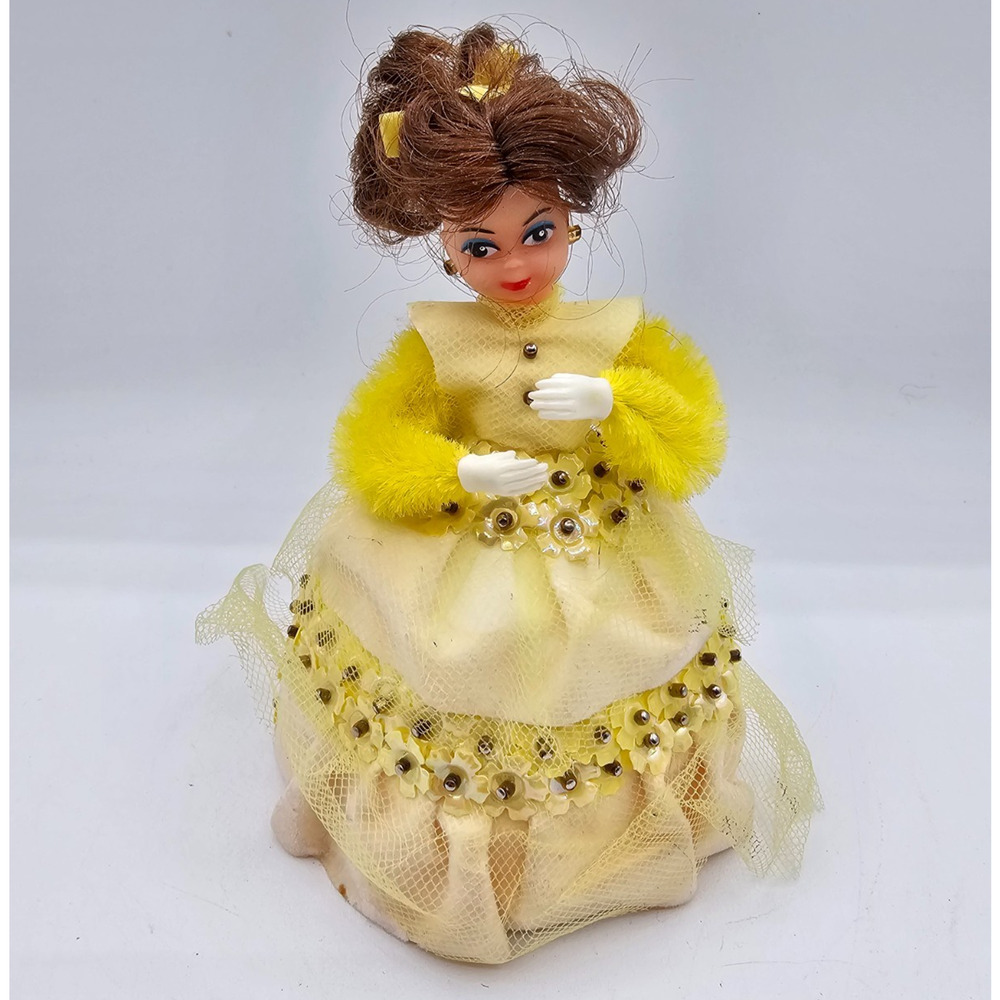 1970s beaded doll kit from the Holiday/WALCO “Li'l Missy” Happy Anniversary